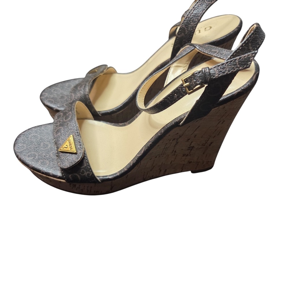 GUESS Logo Print Cork Wedge Sandals Brown Triangle Plaque Ankle Strap Women's 7